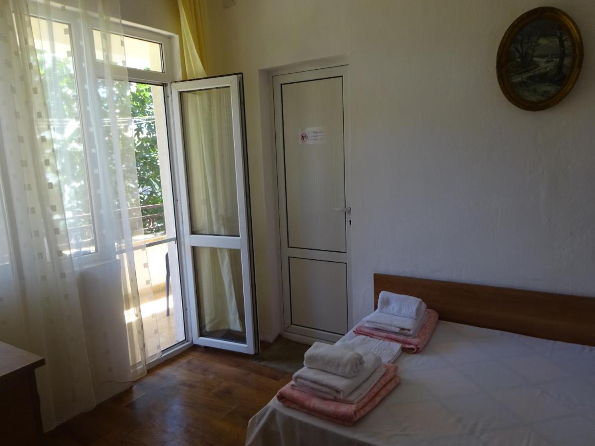 Hrisi Hotel Chernomorets Exterior photo