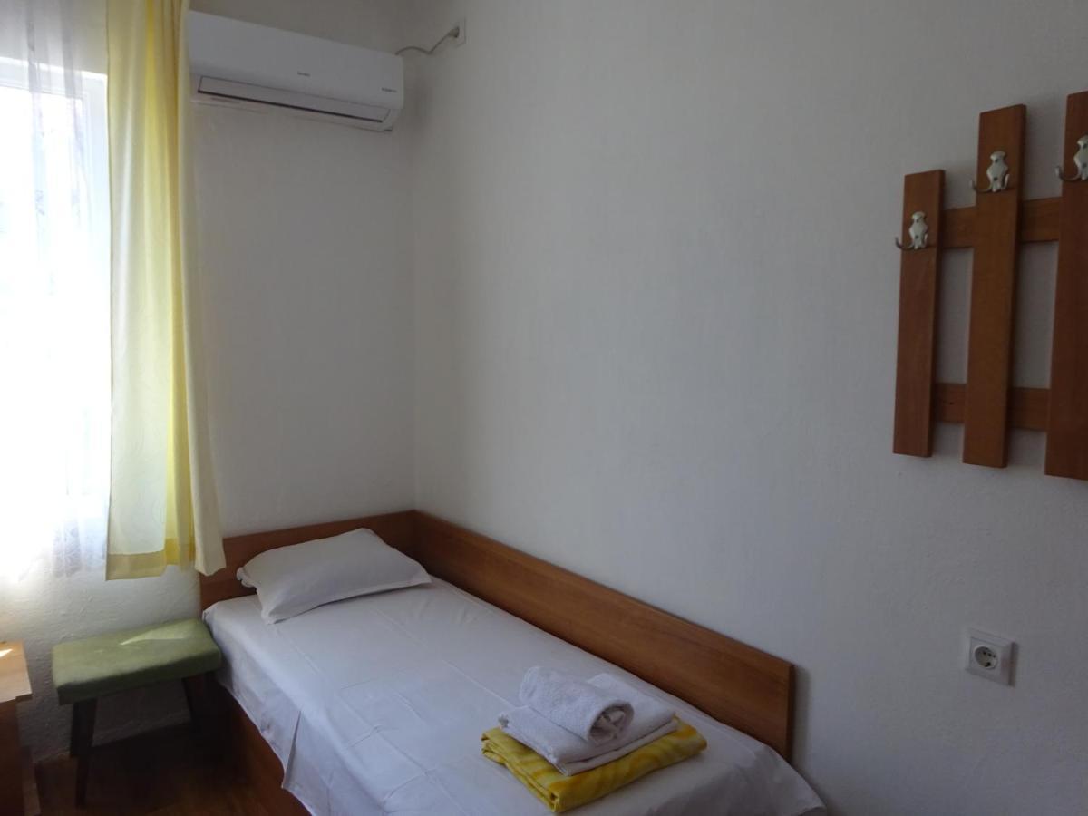 Hrisi Hotel Chernomorets Exterior photo