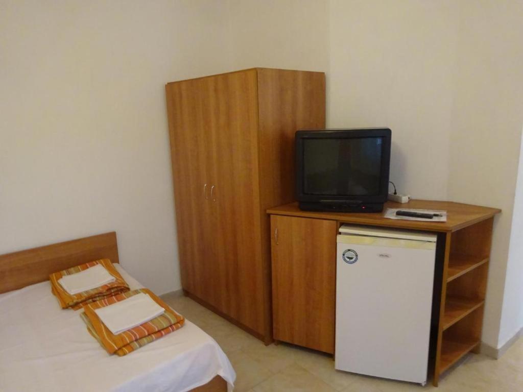 Hrisi Hotel Chernomorets Exterior photo