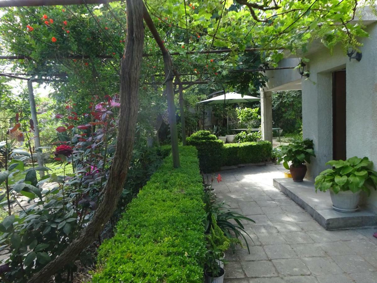 Hrisi Hotel Chernomorets Exterior photo