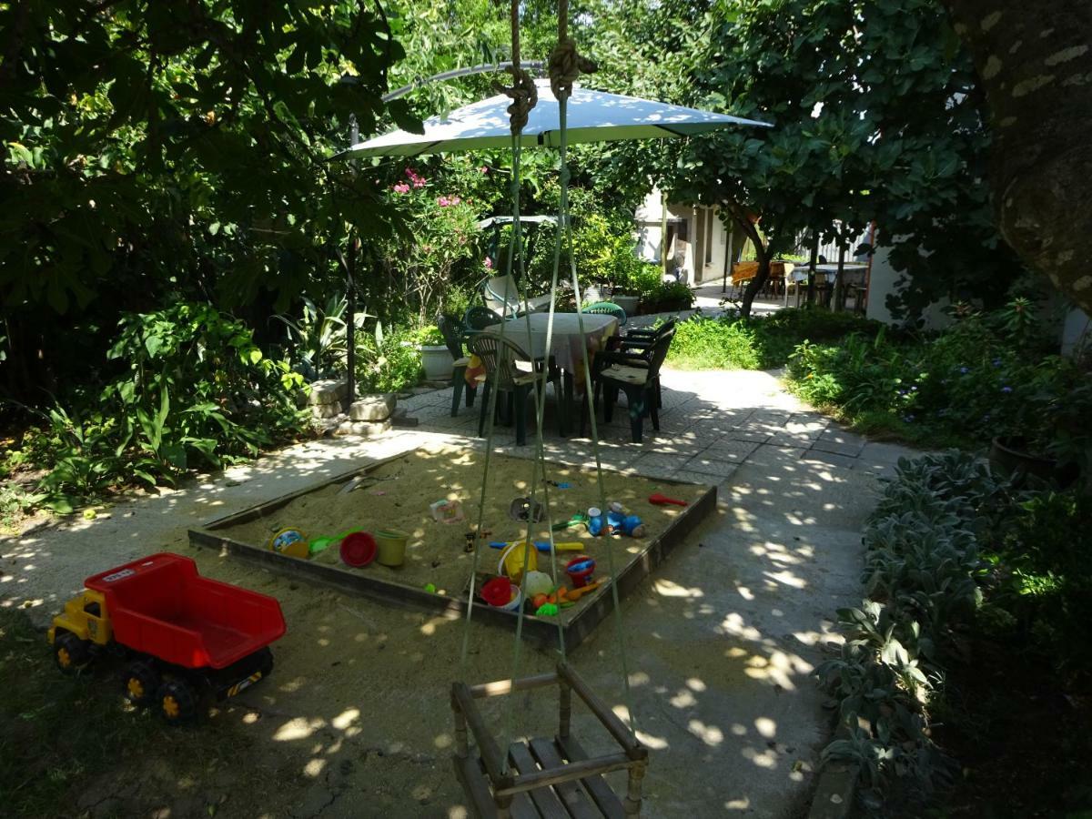 Hrisi Hotel Chernomorets Exterior photo